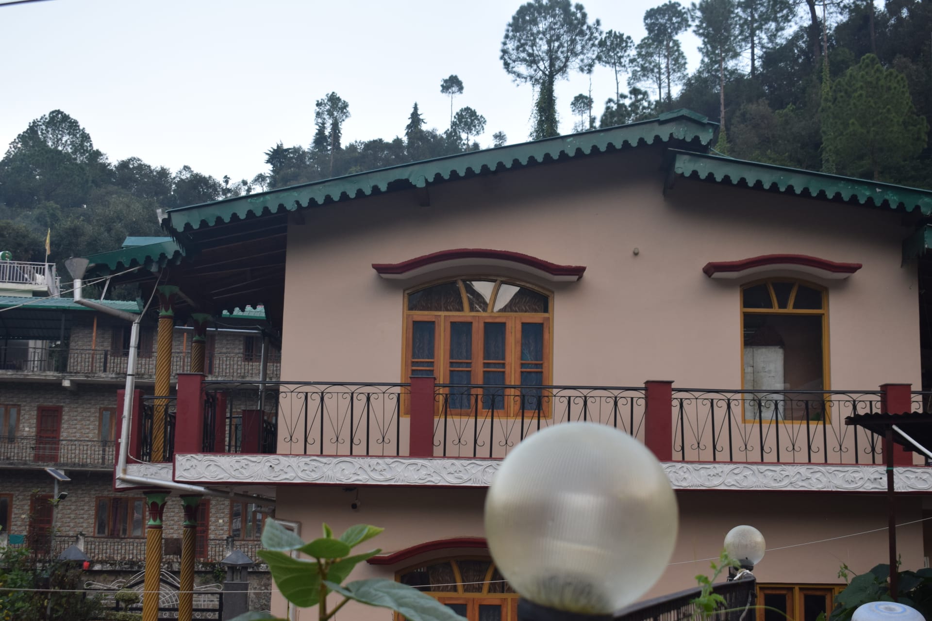 Construction Company in Mukteshwar: What to Know Before You Build